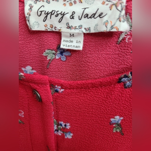 Gypsy & Jade Cropped Tie-Front Tank Size Medium - Picture 3 of 4